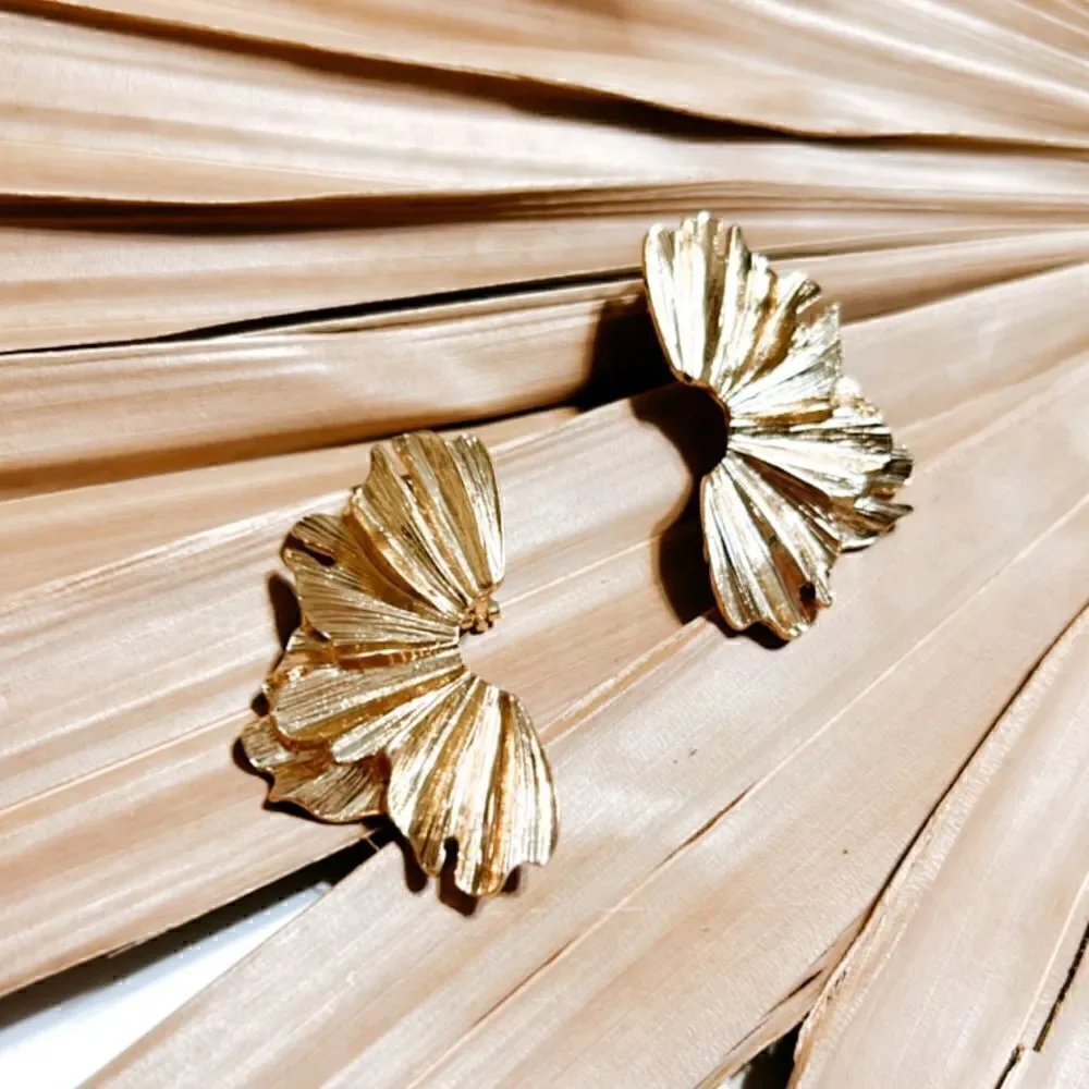 retro leaf earrings A253